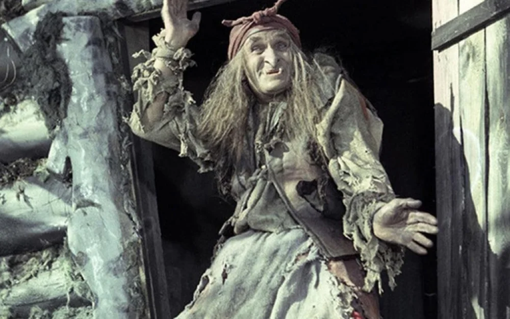 В бабы-ёжки я б пошел: россияне признались,  что готовы работать кем угодно, лишь бы это оплачивали