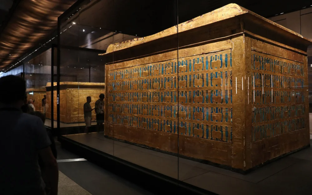 Нетронутый римский саркофаг сохранил останки умершей 1700 лет назад юной девушки