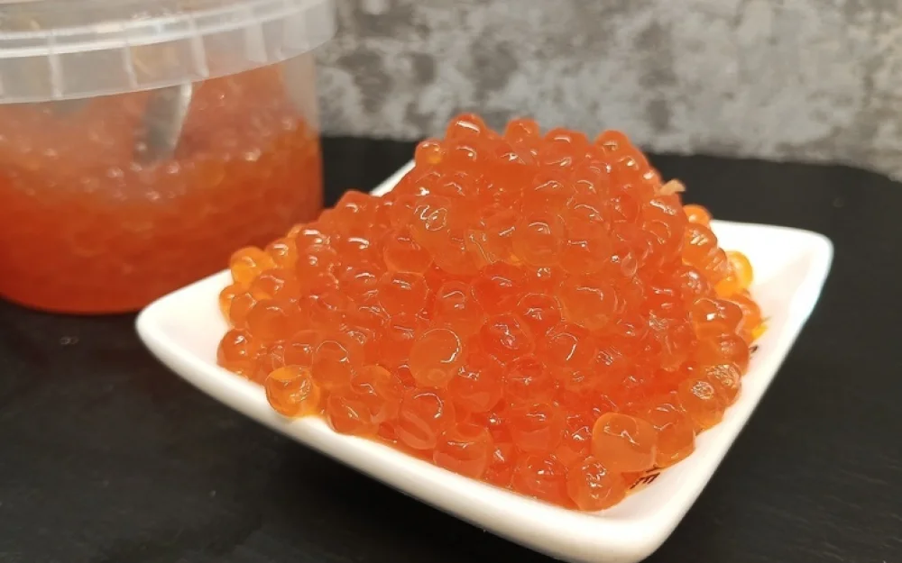 Как выбрать красную икру и не купить случайно искусственную