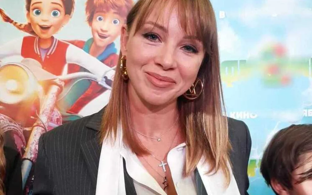 Полина Диброва прокомментировала новость о секс-вечеринке с участием бывшего мужа