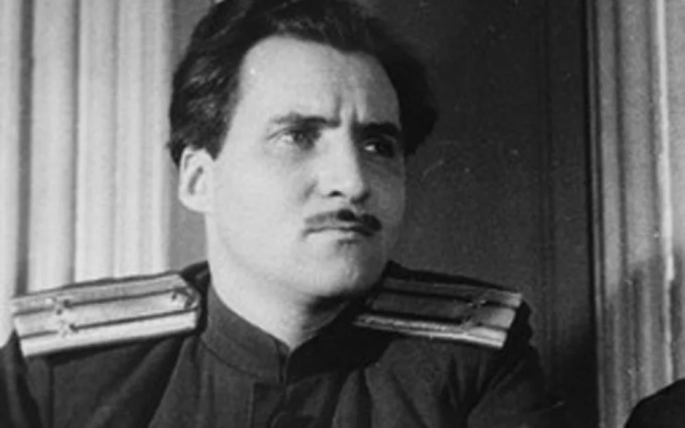 Человек больших задач: исполнилось 110 лет со дня рождения Константина Симонова