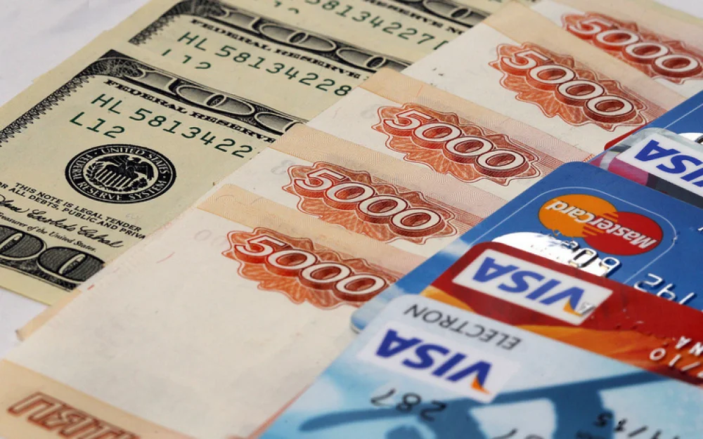 Не в альтруизме дело: банки стали чаще одобрять россиянам ссуды без страховки