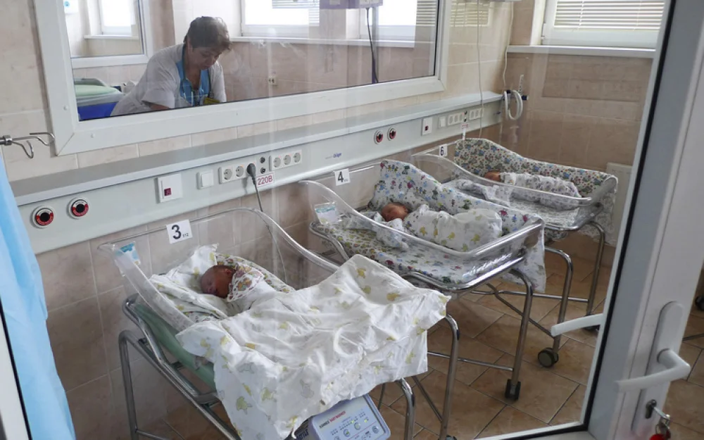 Движение по встрече одиноких мам из роддомов набирает обороты