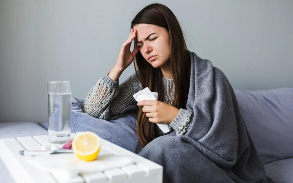 Названы признаки, позволяющие отличить сильную простуду от гриппа