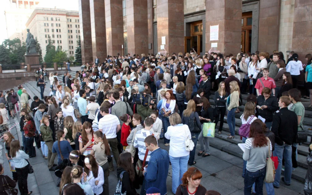 В Минобрнауки РФ хотят запретить принимать в вузы «троечников»