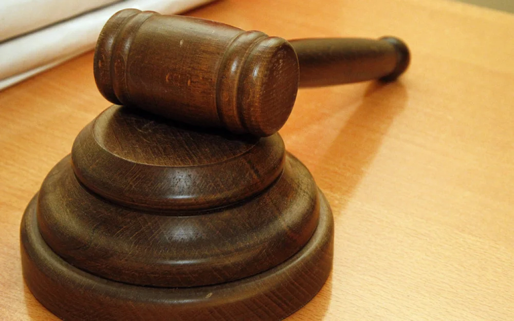 Российские суды встали на сторону Ларисы Долиной, а американские — на сторону Кэти Перри