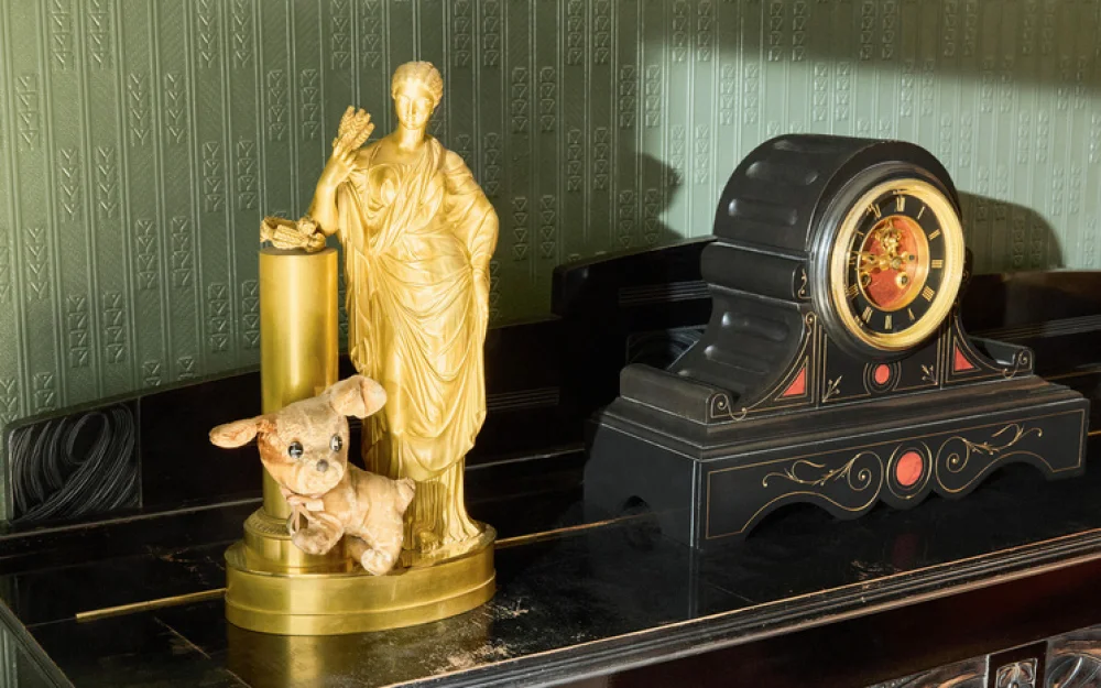 Выставка в Музее МХАТ представила дух театра в домах его основателей