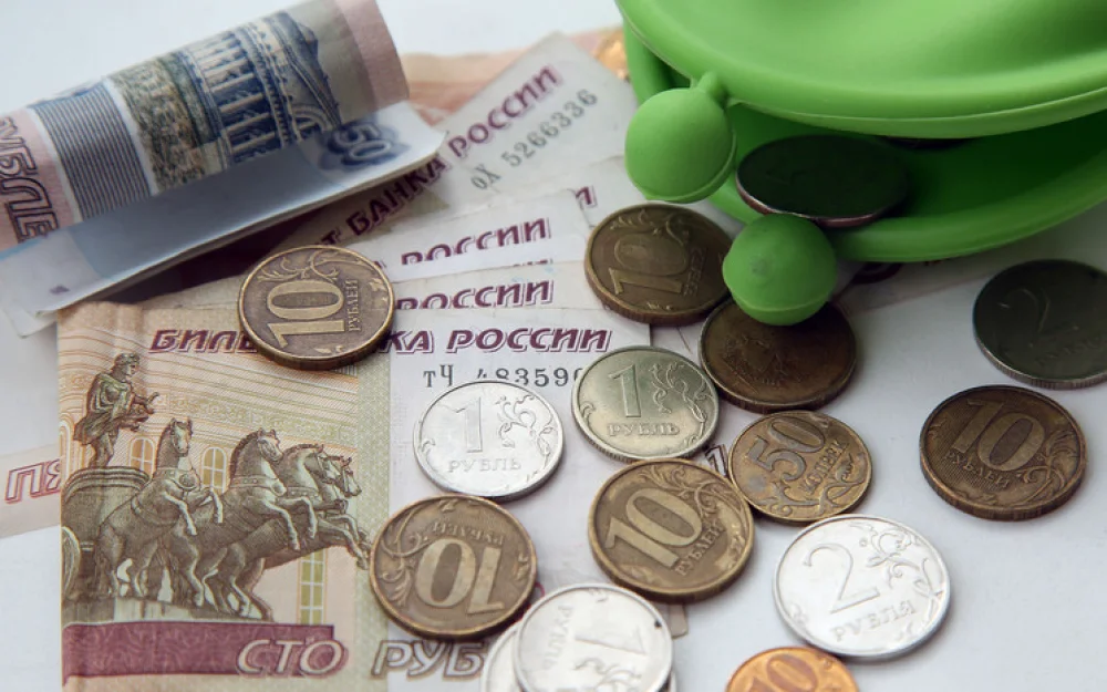 Неработающих россиян выведут из тени: трудятся, но за лечение не платят