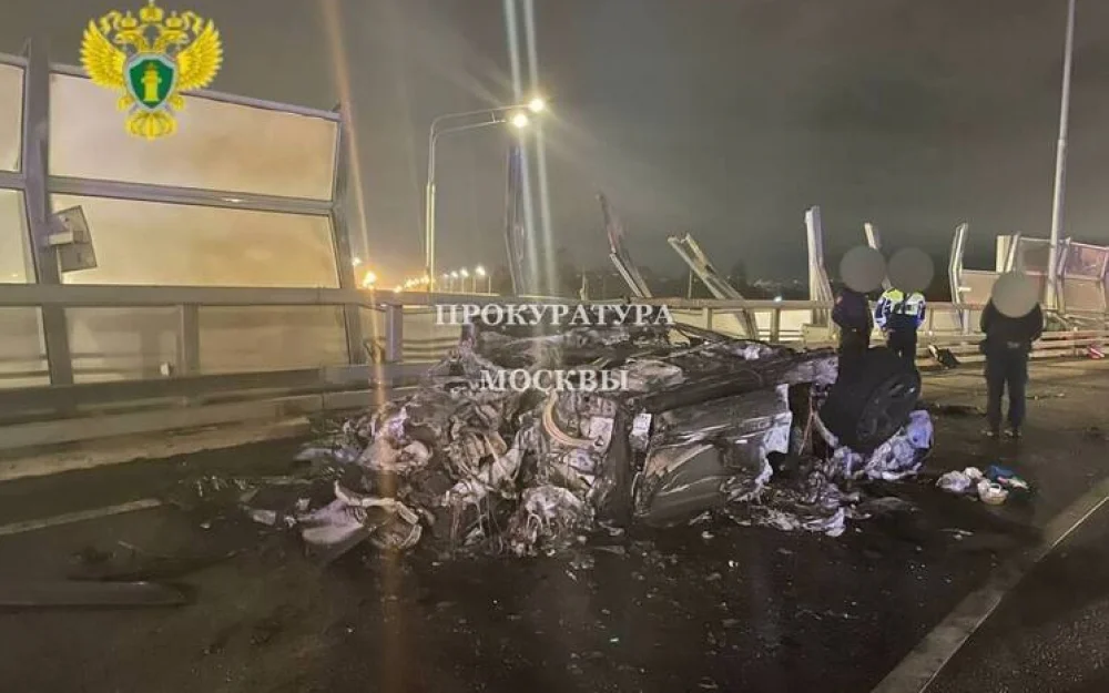 Водитель сгоревшего в ДТП «Ламборджини Урус» встречал пассажира в аэропорту