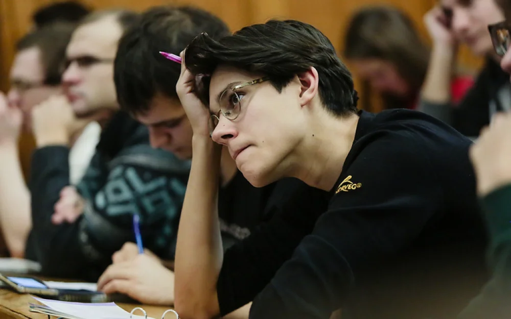 Уже в 2026 году всех студентов обязательно научат «Истории России», «Основ российской государственности» и «Философии» по единым программам