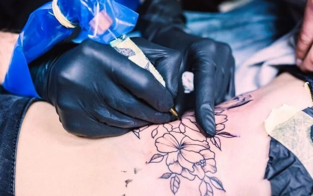 Доказано: размер тату влияет на опасность развития самой опасной формы рака