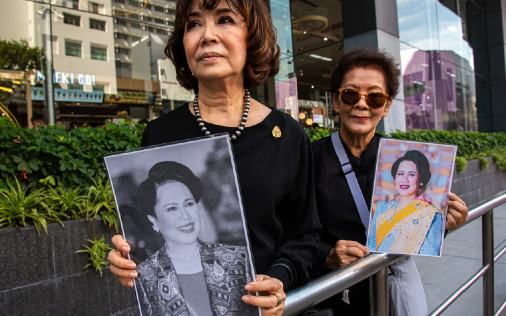 «Скорбь алконавтам не знакома»: в Таиланде тайно веселятся во время  общенационального траура