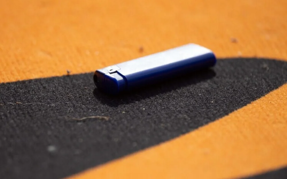 Количество курильщиков в России снижается, а производство сигарет растет