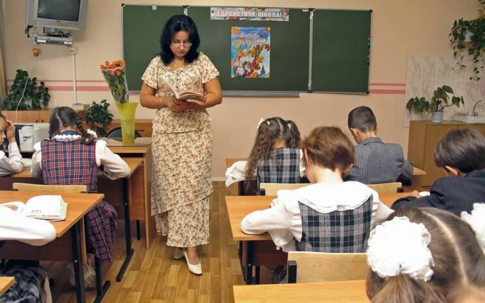 Выяснились детали избиения московской учительницы десятиклассником: хотел порвать тетради