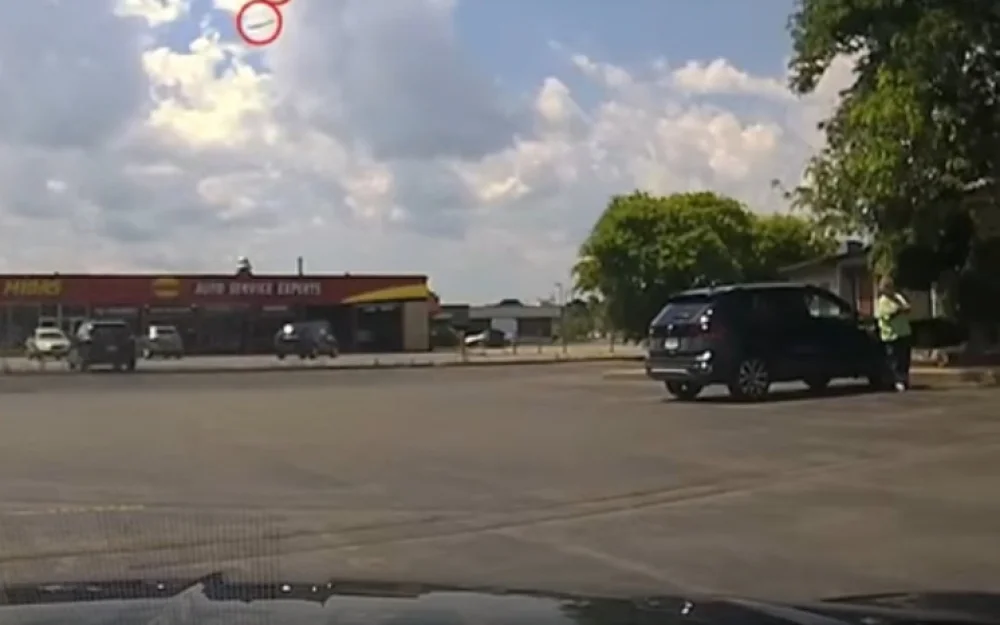 Два переполненных пассажирских самолёта чуть не столкнулись в воздухе за пять секунд