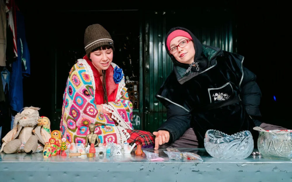 Ирина Аллегрова и Валерий Леонтьев прописались в подвале: начинающие актеры замахнулись на эстрадных кумиров