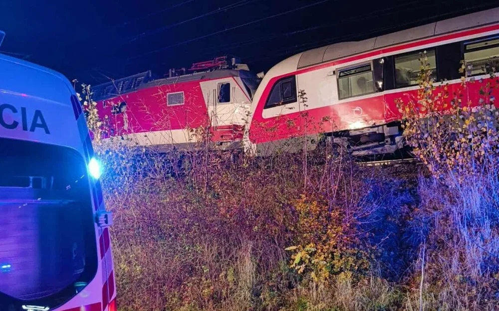 Фицо проведет внеочередное заседание из-за столкновения поездов