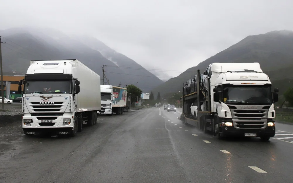 Водителей предупредили о штрафах на сотни тысяч рублей из-за грузовиков