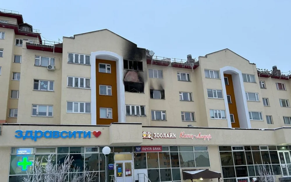 При пожаре в жилом доме в Новом Уренгое погибли два человека