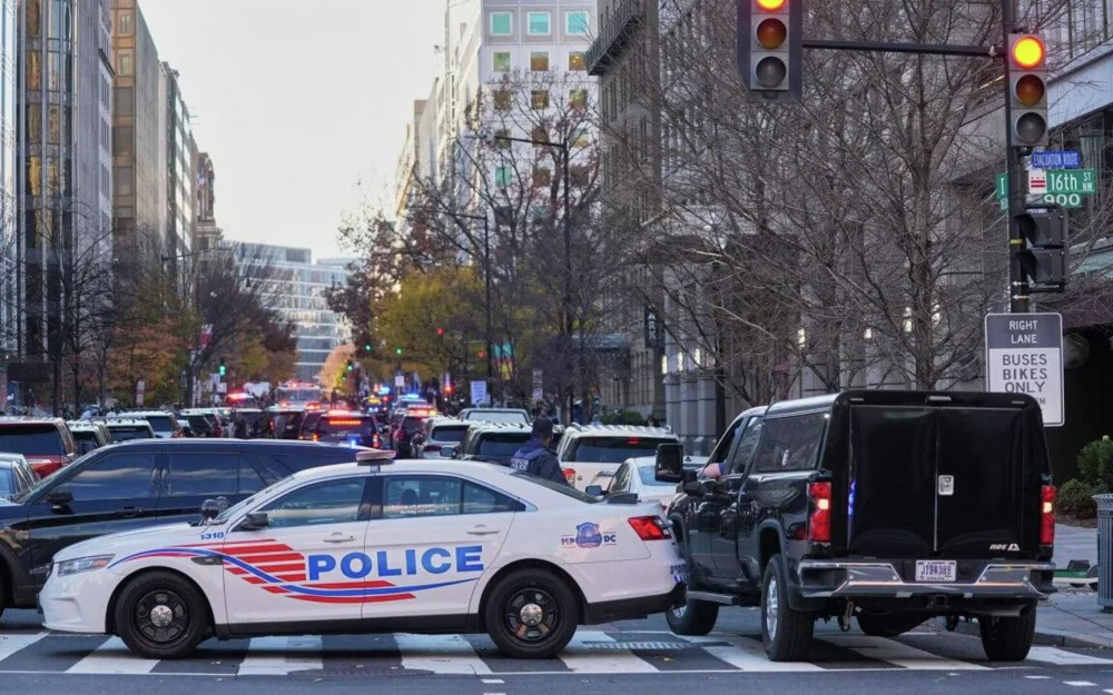 Власти США обеспечат безопасность в Вашингтоне, заявил глава ФБР
