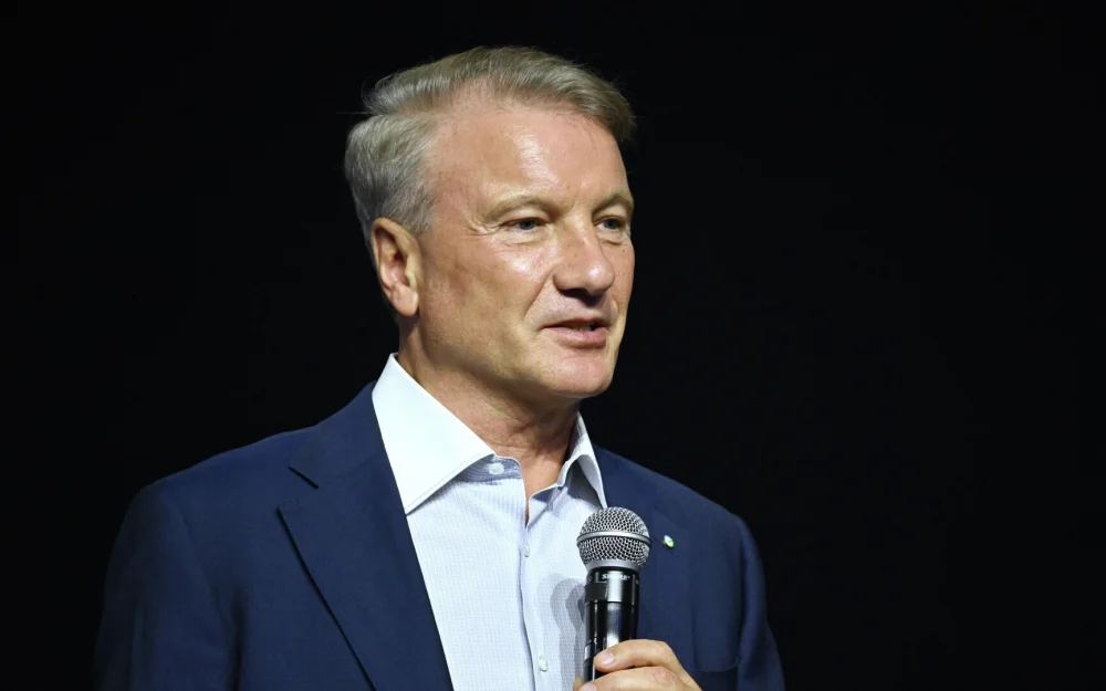 Греф поблагодарил главу РФПИ за огромную международную работу в сфере ИИ