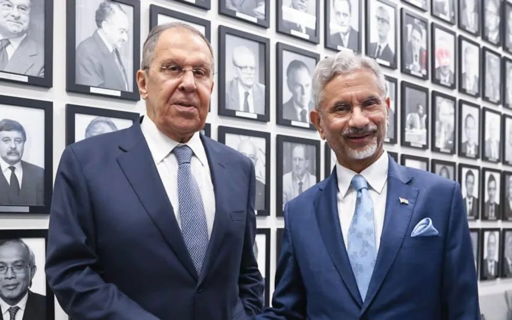 Главы МИД России и Индии обсудили сотрудничество в энергетической сфере