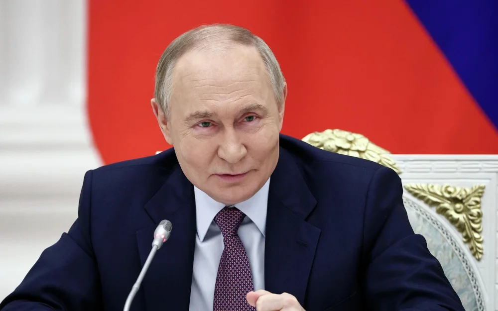 Опрос показал, сколько россиян доверяют Путину