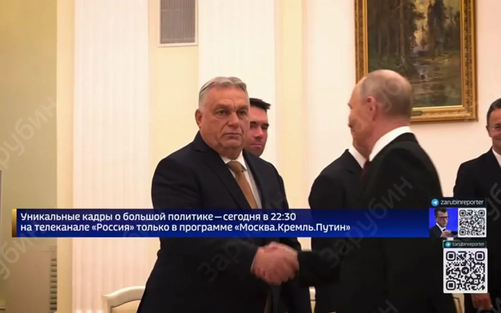 Сийярто пришлось подключиться к переводу на встрече Орбана с Путиным