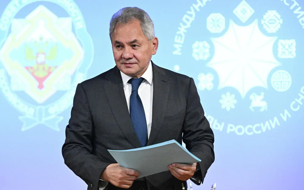 Шойгу в VR-очках посмотрел фильм про Россию в формате 360 градусов