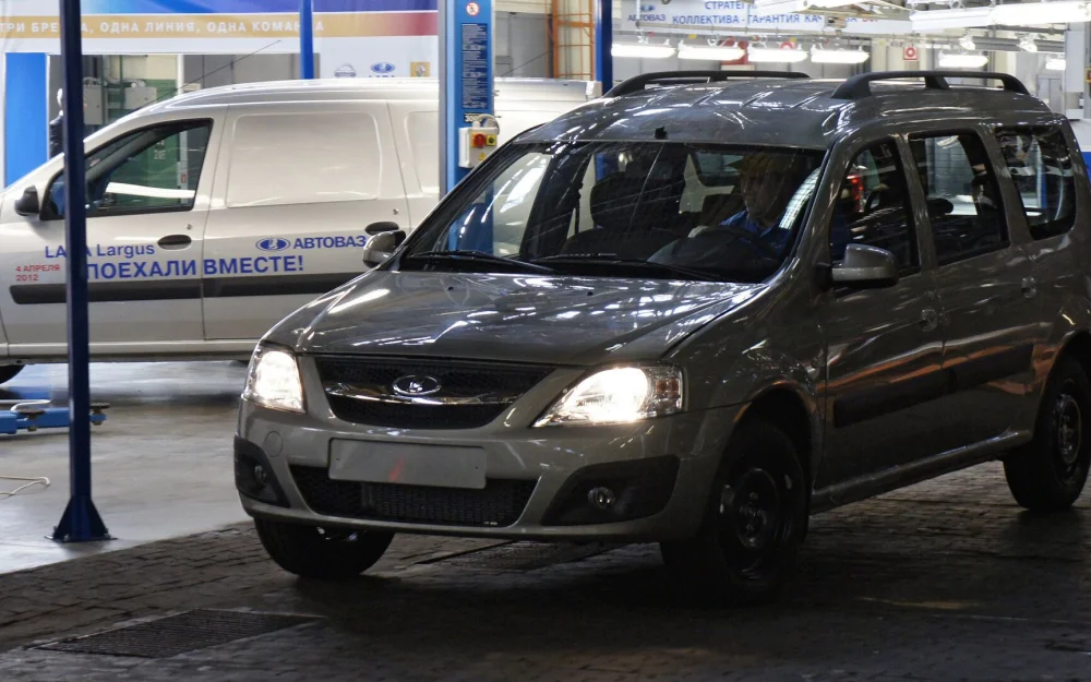 В дилерской сети установили ограничение на продажи автомобилей Lada Largus