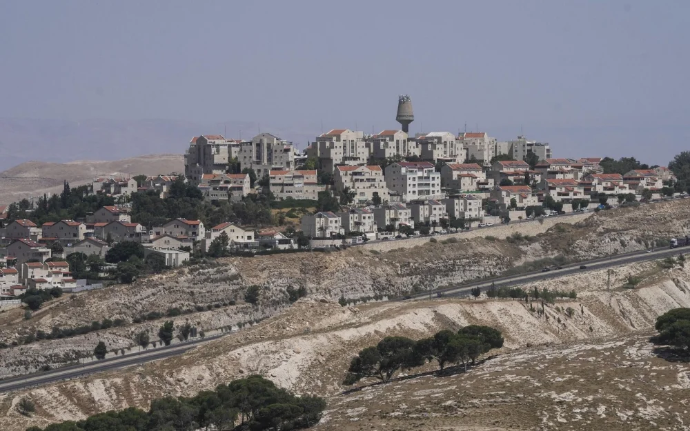 Министр обороны Израиля пообещал расширять кибуцы на Западном берегу