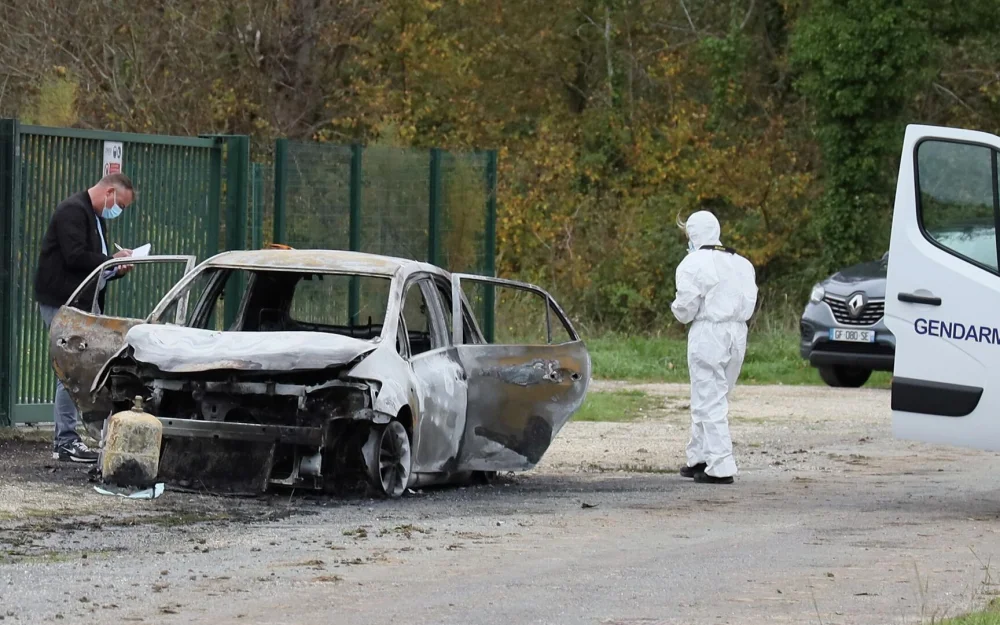 Подозреваемому в наезде на людей на западе Франции предъявили обвинение