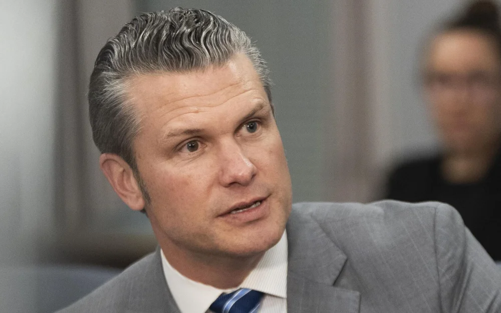 Хегсет подарил вьетнамскому коллеге артефакты, украденные во Вьетнаме