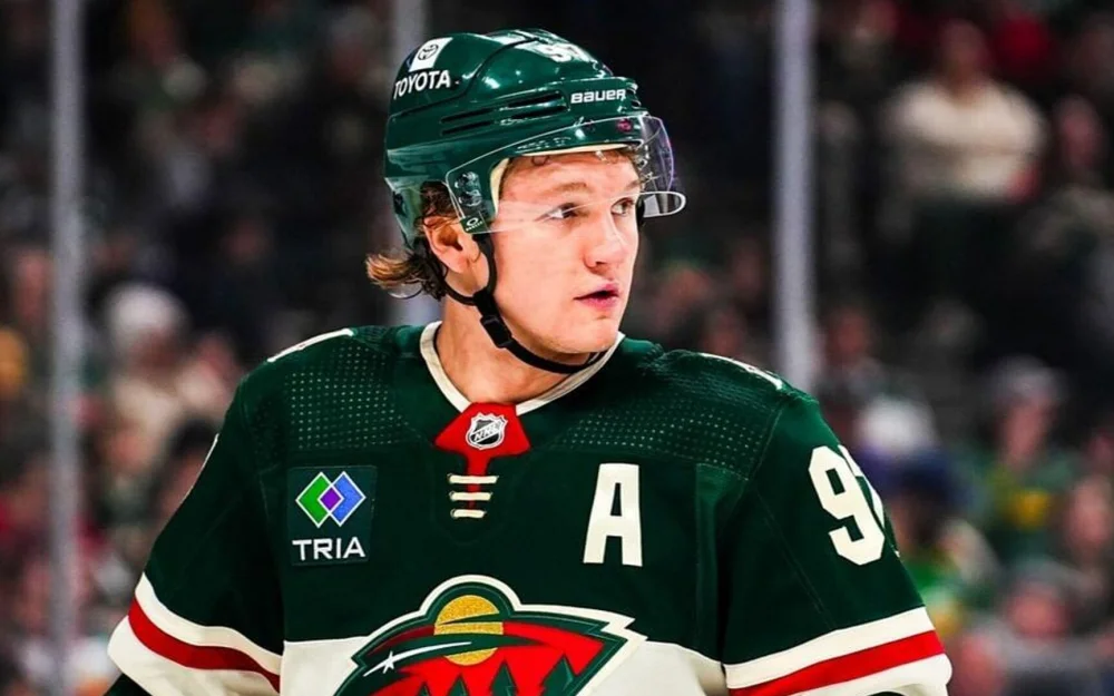 Голы Капризова и Юрова принесли Миннесоте победу над Виннипегом