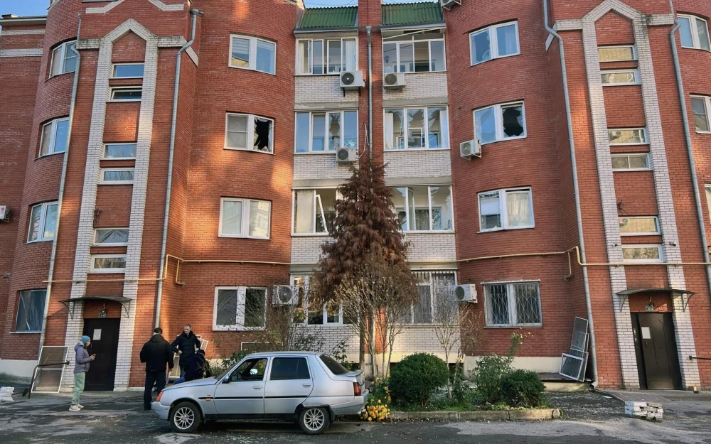 В Таганроге жители районов, где упали обломки БПЛА, вернулись в свои дома