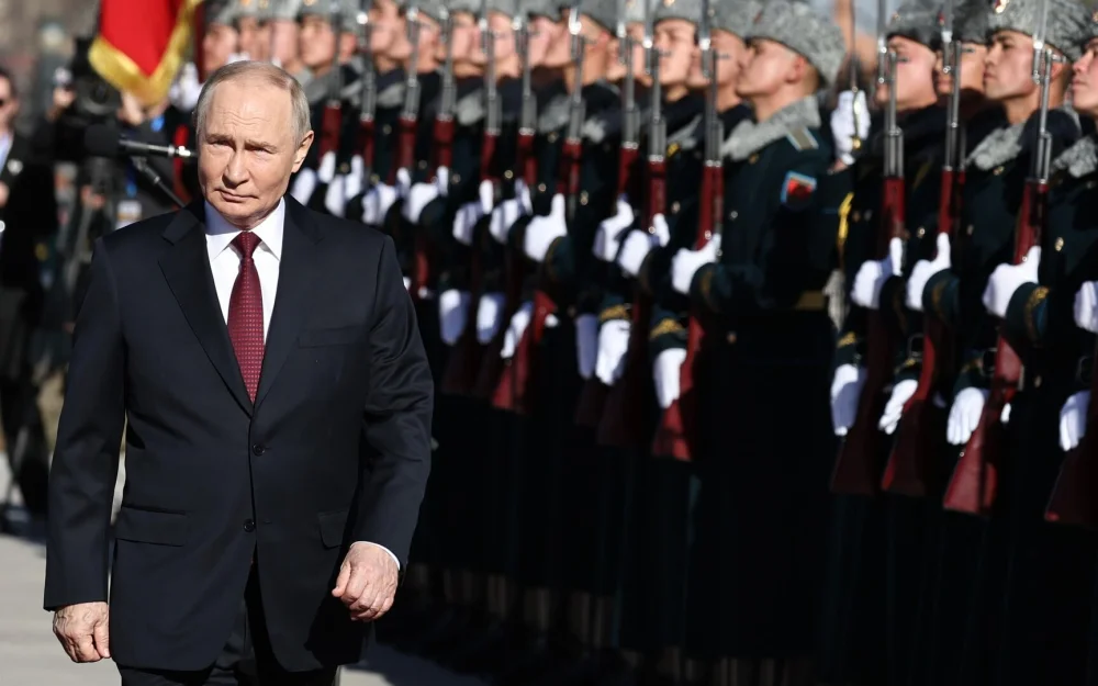 Песков объяснил чуть севший голос Путина на переговорах в Бишкеке