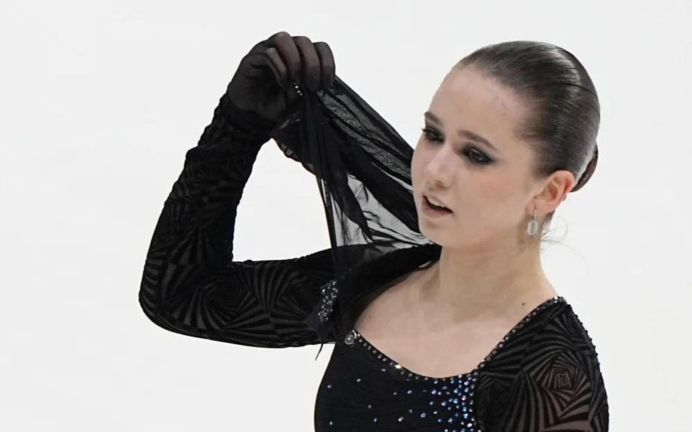 ISU официально лишил Валиеву золота ЧЕ-2022, победа досталась Щербаковой