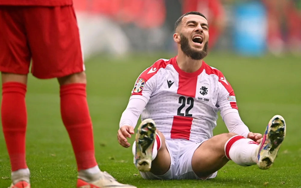 Сборная Грузии разгромно проиграла испанцам и потеряла шансы на выход на ЧМ