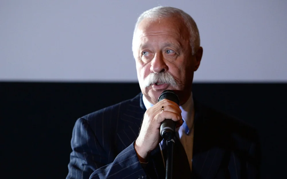 Путин объявил благодарность Леониду Якубовичу за заслуги в области СМИ