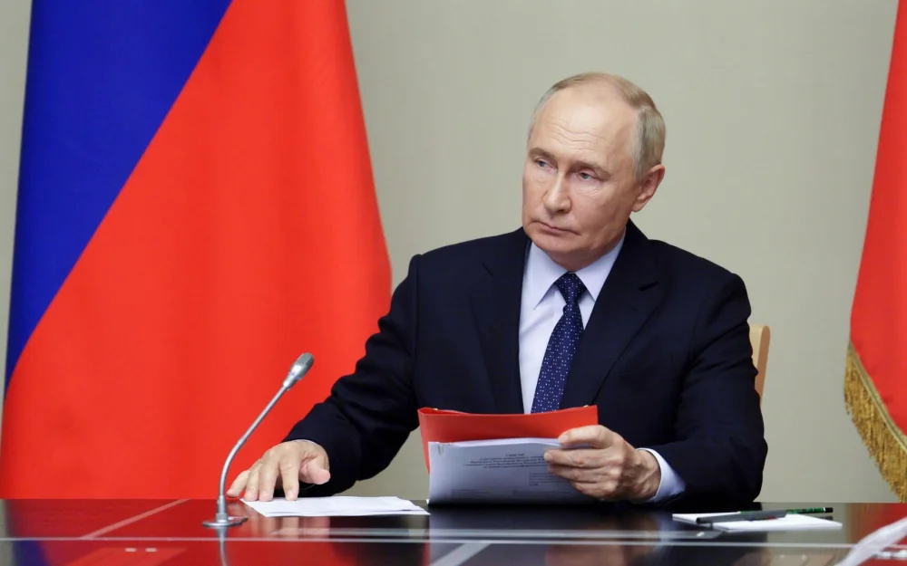 Путин подписал закон, расширяющий перечень оснований увольнения мигрантов