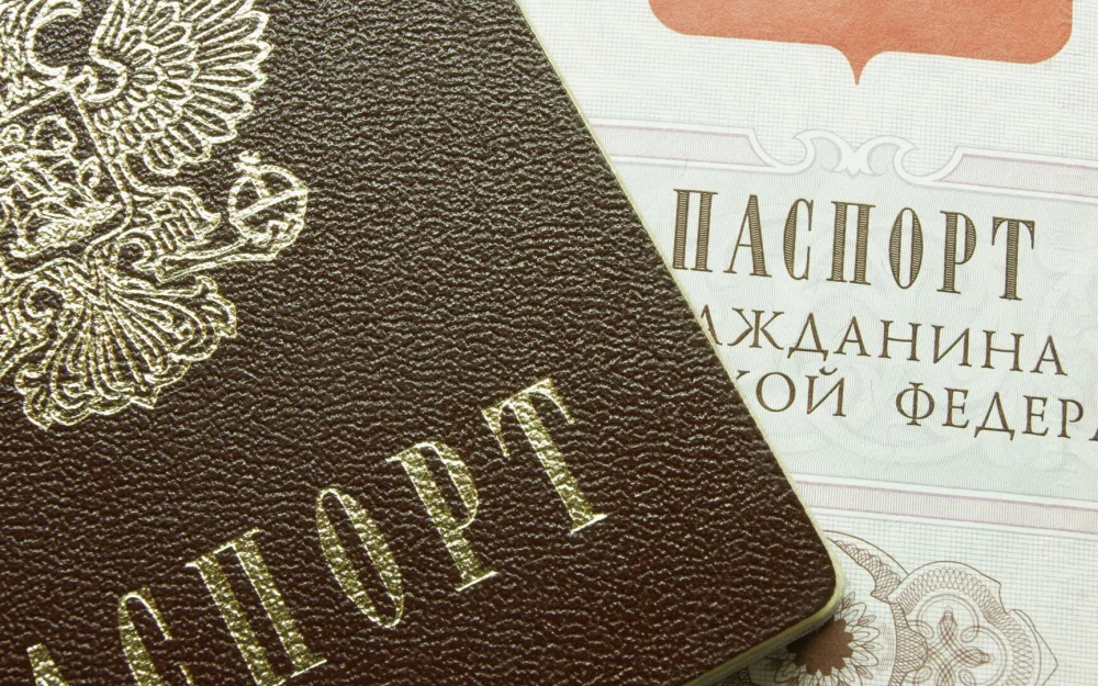 Воронежские власти помогут женщине, живущей 28 лет без паспорта