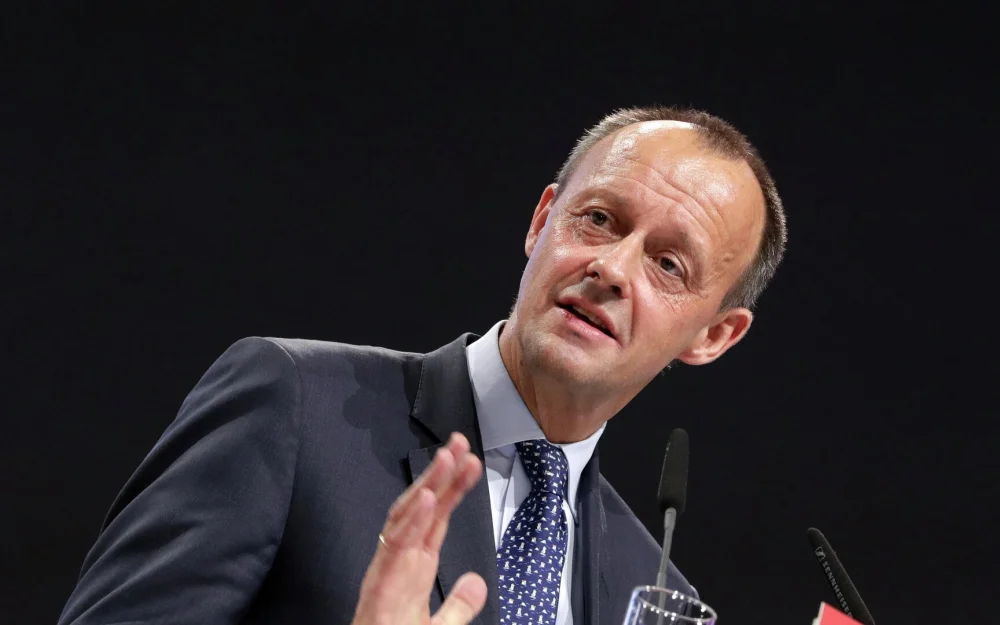 Мерц не намерен извиняться за слова о возвращении в Германию из Бразилии