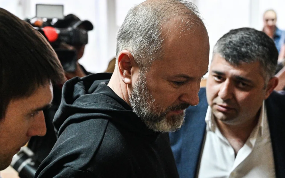 Суд в Ростове-на-Дону сохранил арест на имущество семьи Кушнарева