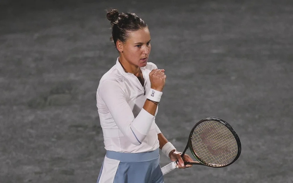 Кудерметова в паре с Мертенс выиграла итоговый турнир WTA