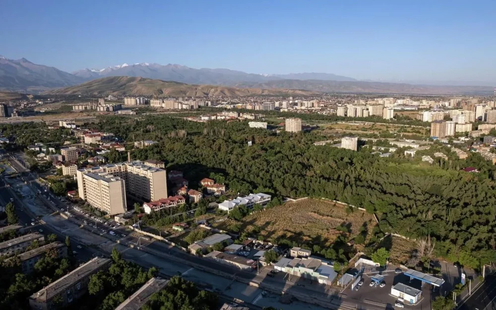 Ушаков рассказал о составе российской делегации на переговорах в Киргизии