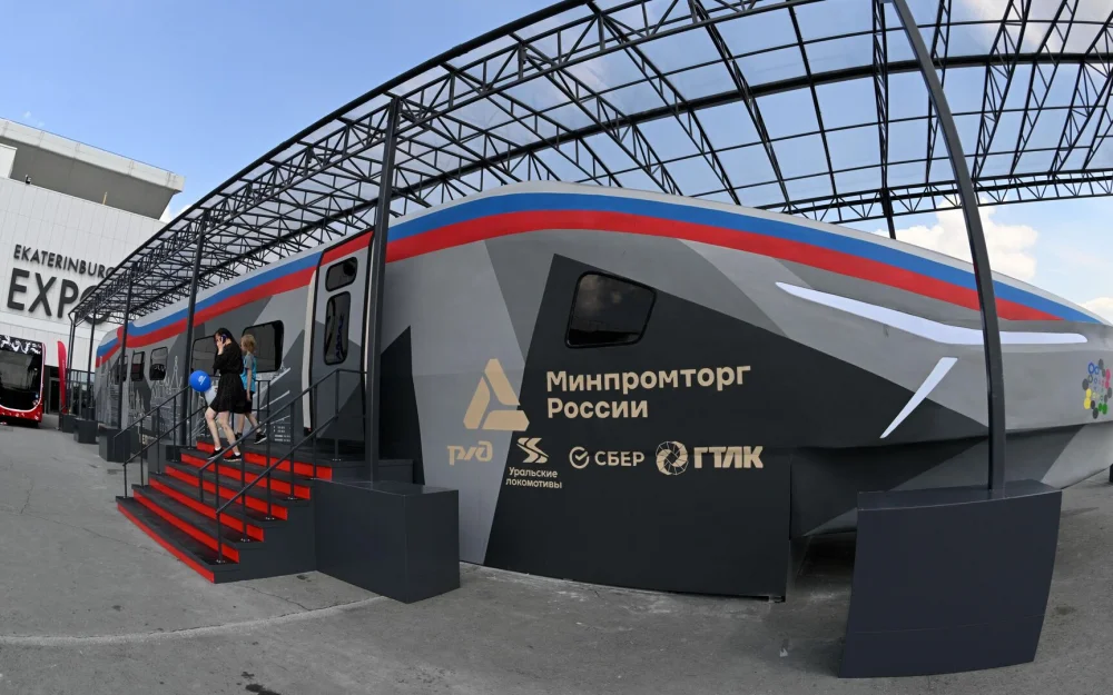 Российские ВСМ будут безопасным видом транспорта, заявил гендиректор РЖД