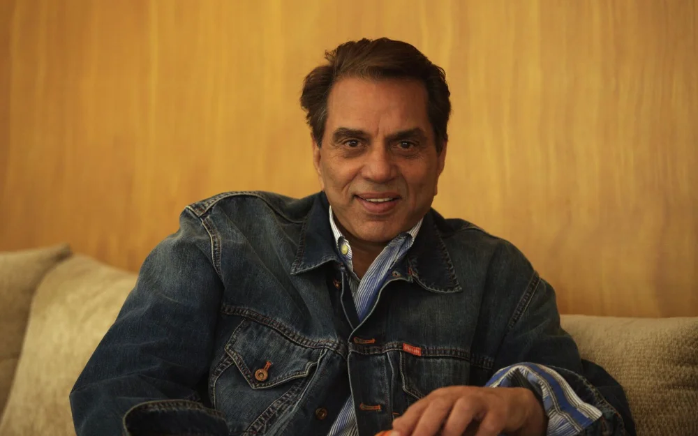 Умер индийский киноактер Дхармендра