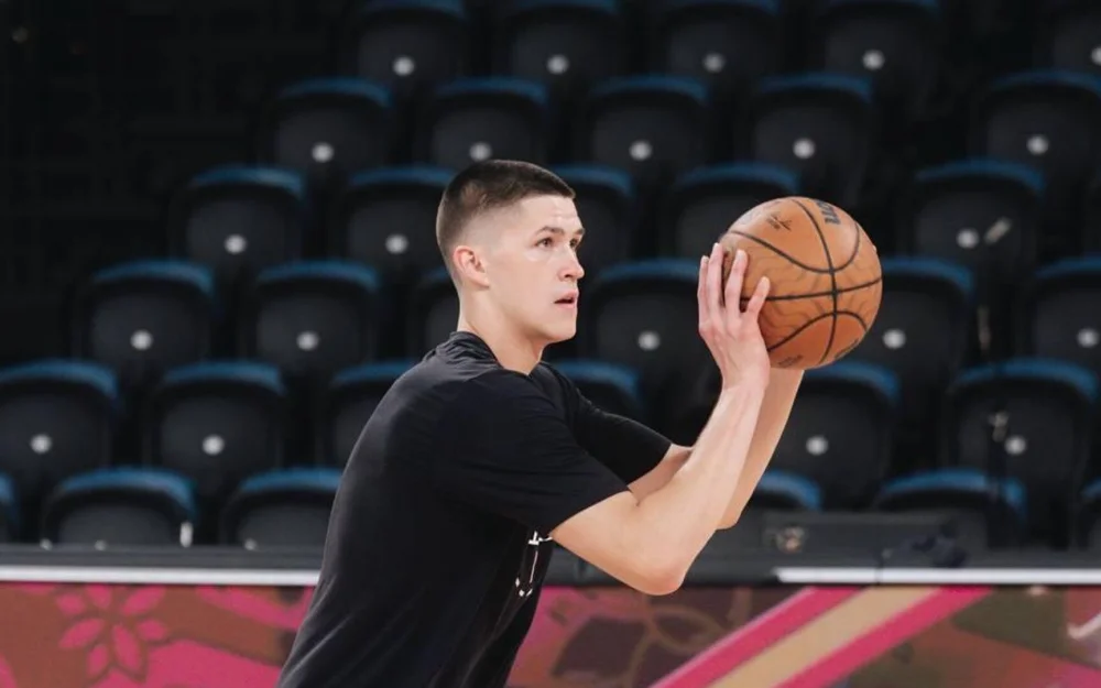 Демин помог Бруклину выиграть второй матч в сезоне НБА