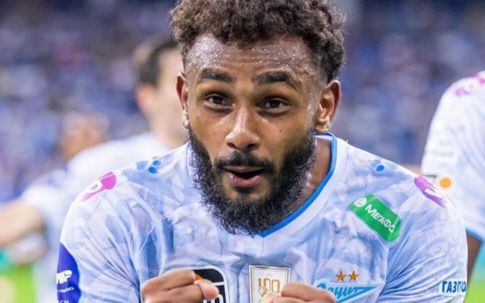 Зенит продлил контракт с Венделом