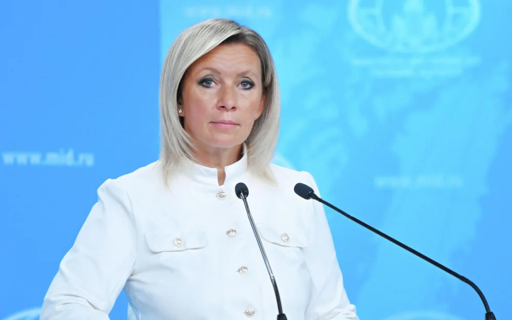 Захарова прокомментировала видео с коммунальщиком из Орла